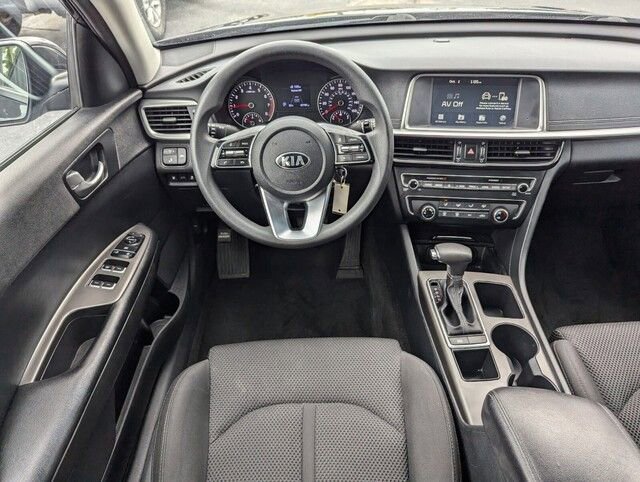 Used 2020 Kia Optima LX image 16