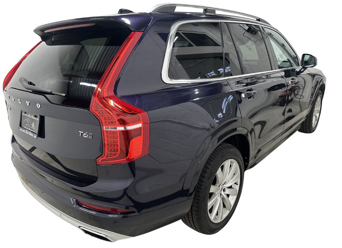 Used 2016 Volvo XC90 T6 Momentum image 4