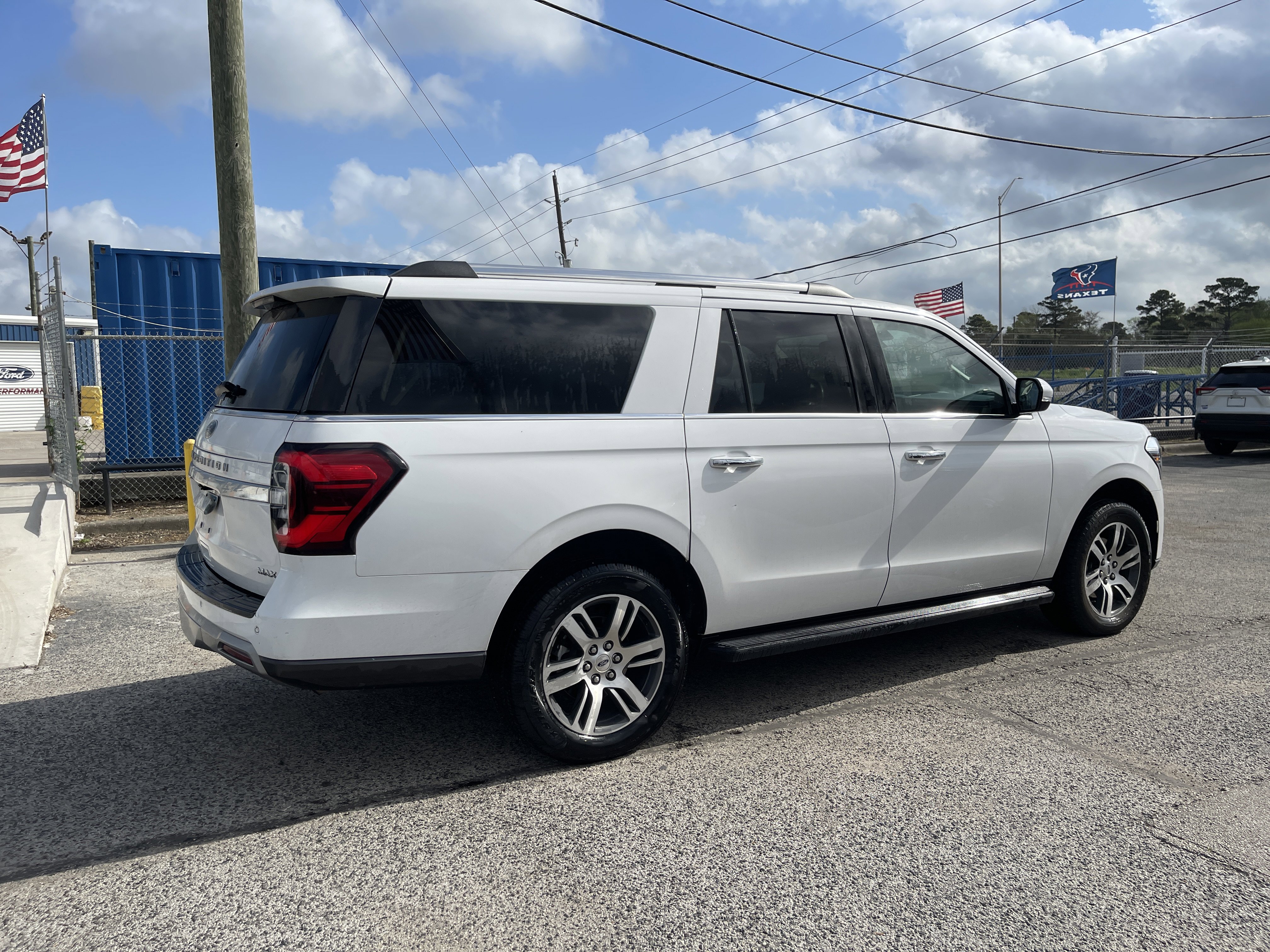 Used 2024 Ford Expedition Max Limited image 2