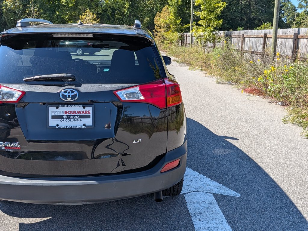 Used 2014 Toyota RAV4 LE FWD image 6