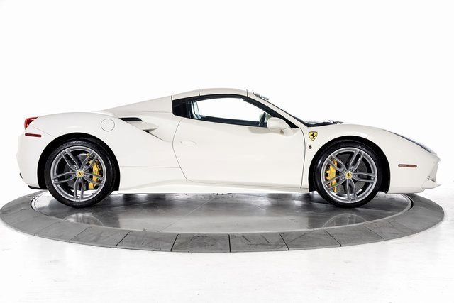 Certified 2018 Ferrari 488 Spider RWD image 13