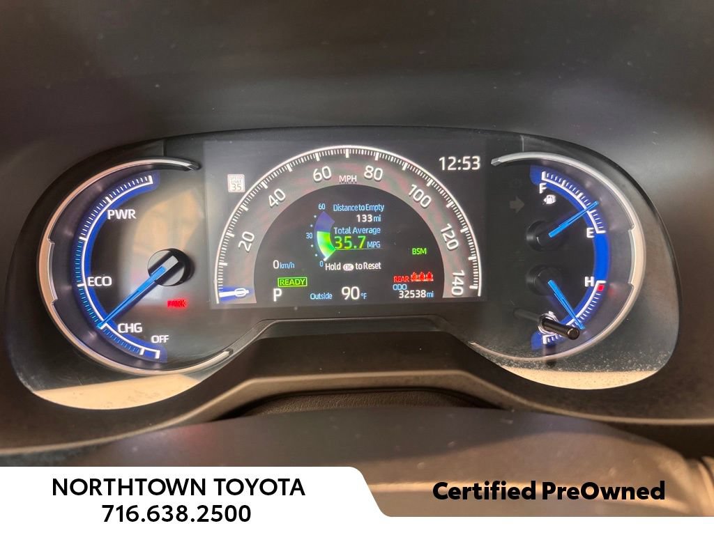 Used 2025 Toyota RAV4 LE AWD/4WD image 10