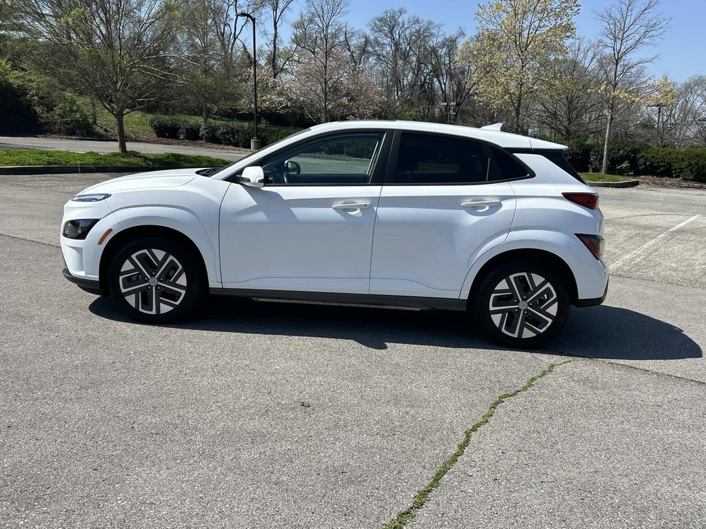 Certified 2023 Hyundai Kona SEL FWD image 4