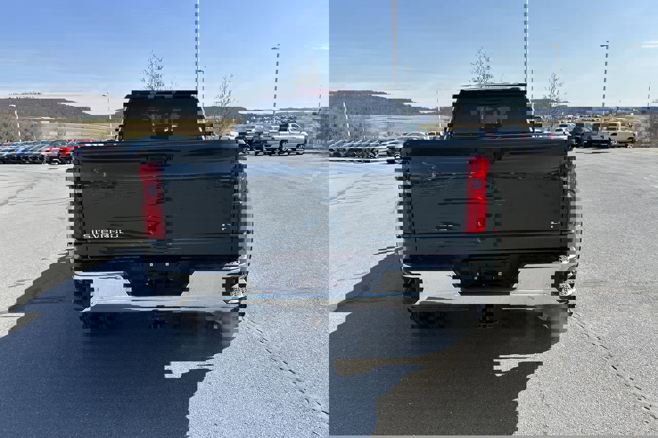 New 2025 Chevrolet Silverado 3500 LT w/ All Star Edition image 6