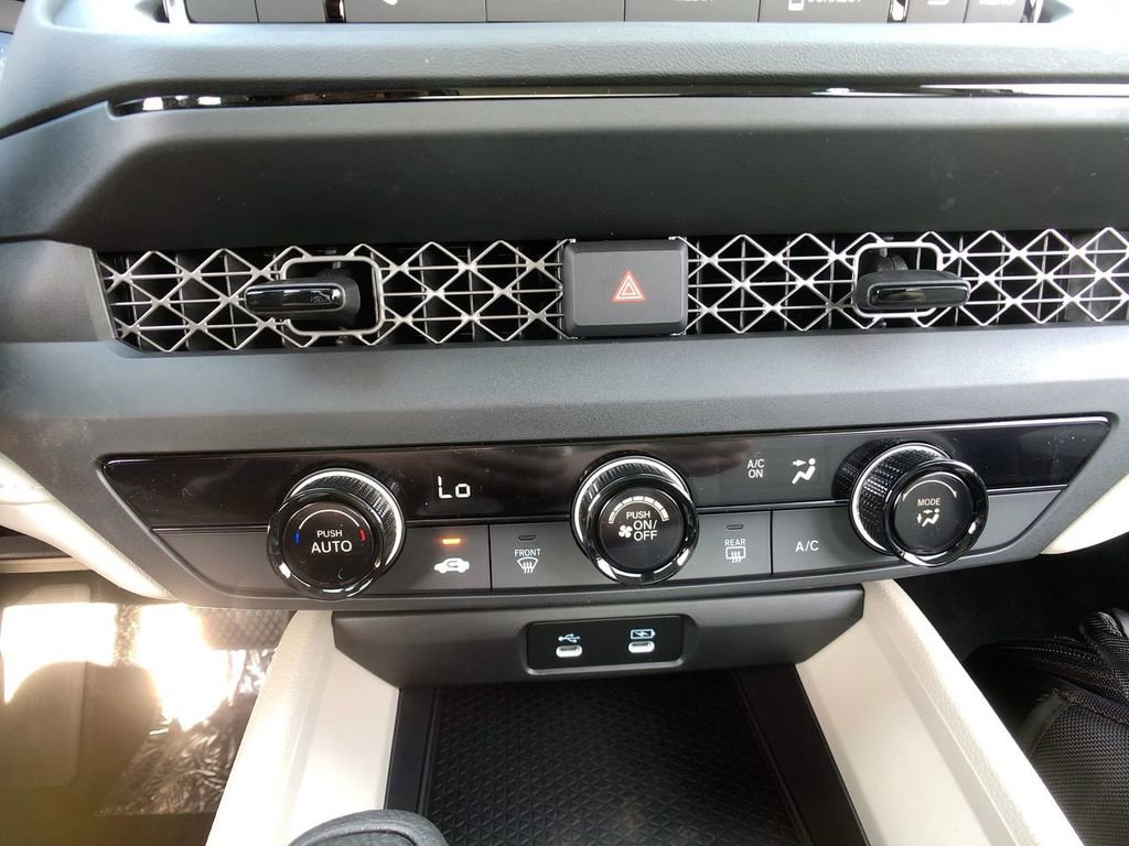 New 2025 Honda Accord LX image 19