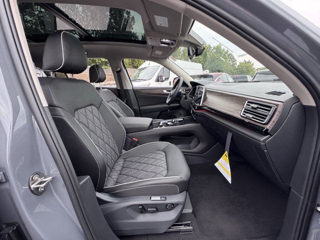 New 2026 Volkswagen Atlas SEL Premium R-Line AWD/4WD image 9