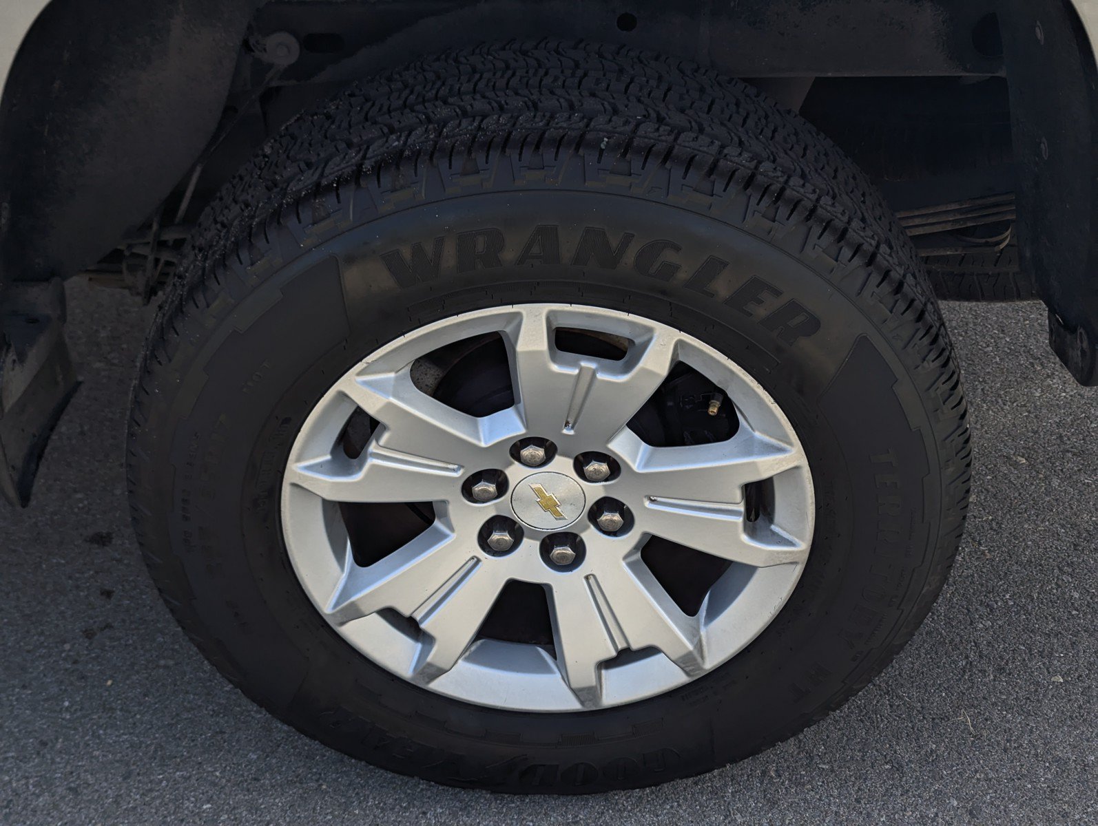 Used 2018 Chevrolet Colorado LT RWD image 7