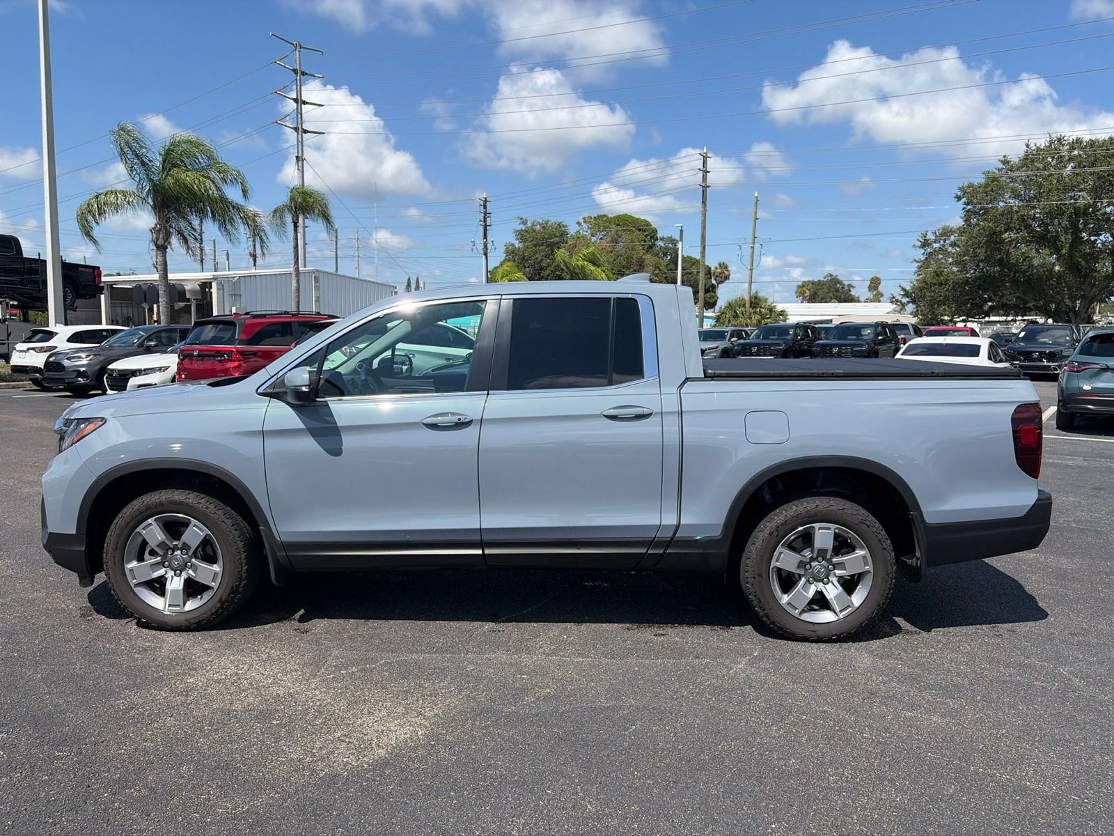 Certified 2025 Honda Ridgeline RTL image 4