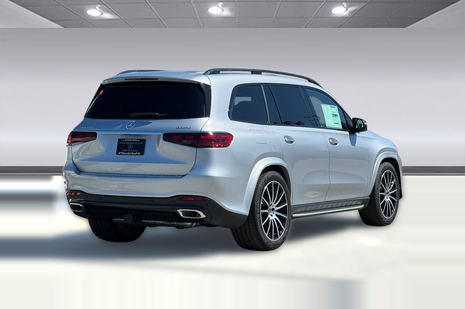 New 2026 Mercedes-Benz GLS 580 4MATIC image 8