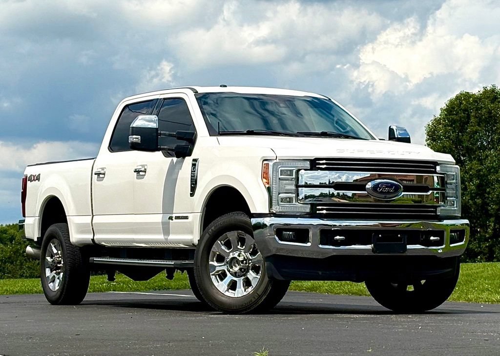 Used 2017 Ford F250 Lariat w/ Lariat Ultimate Package AWD/4WD image 1