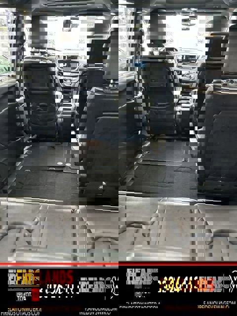 Used 2018 Chrysler Pacifica Limited image 14