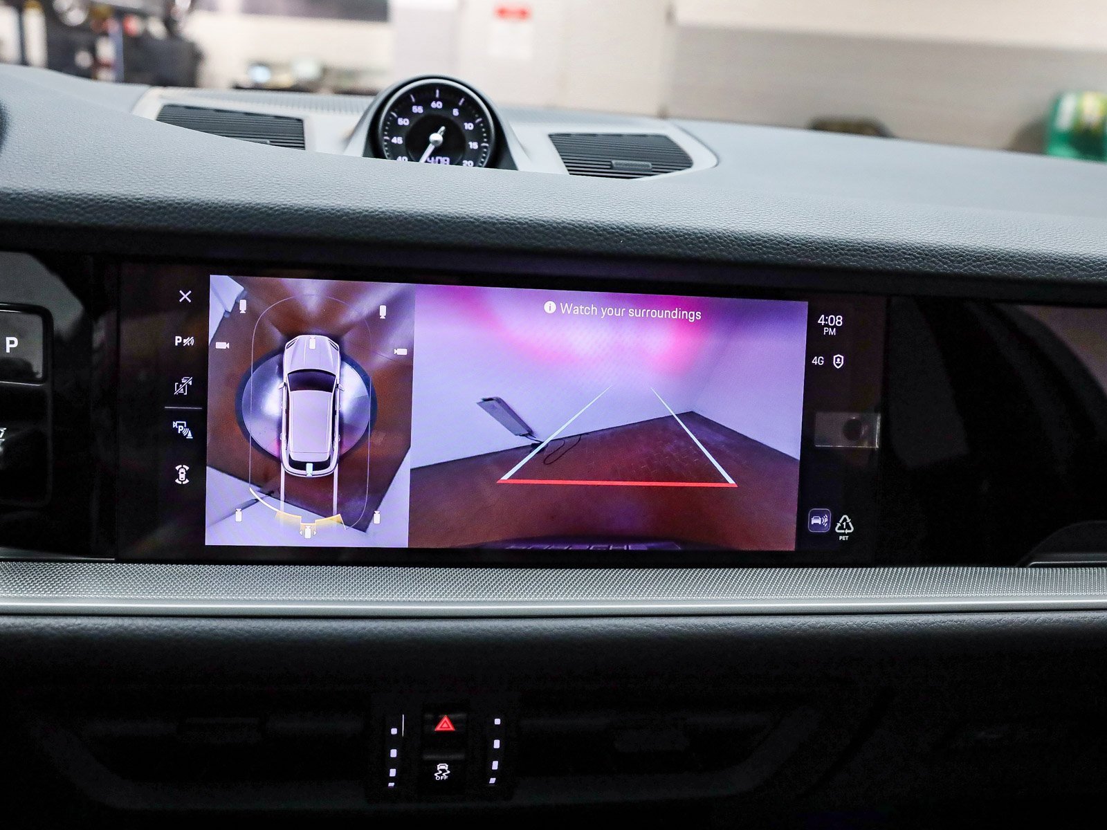 Used 2025 Porsche Cayenne image 27