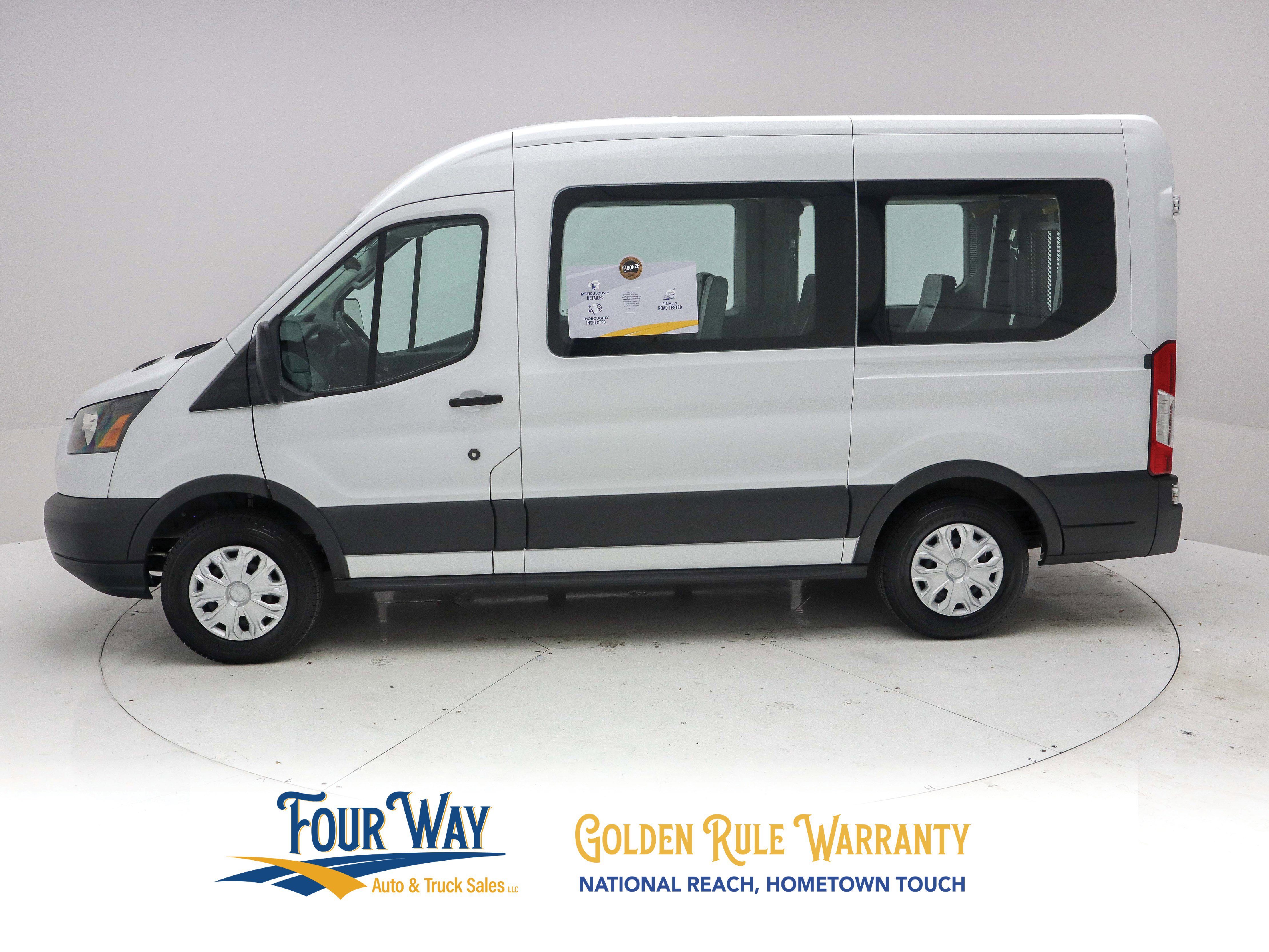 Used 2017 Ford Transit 150 XL RWD image 8