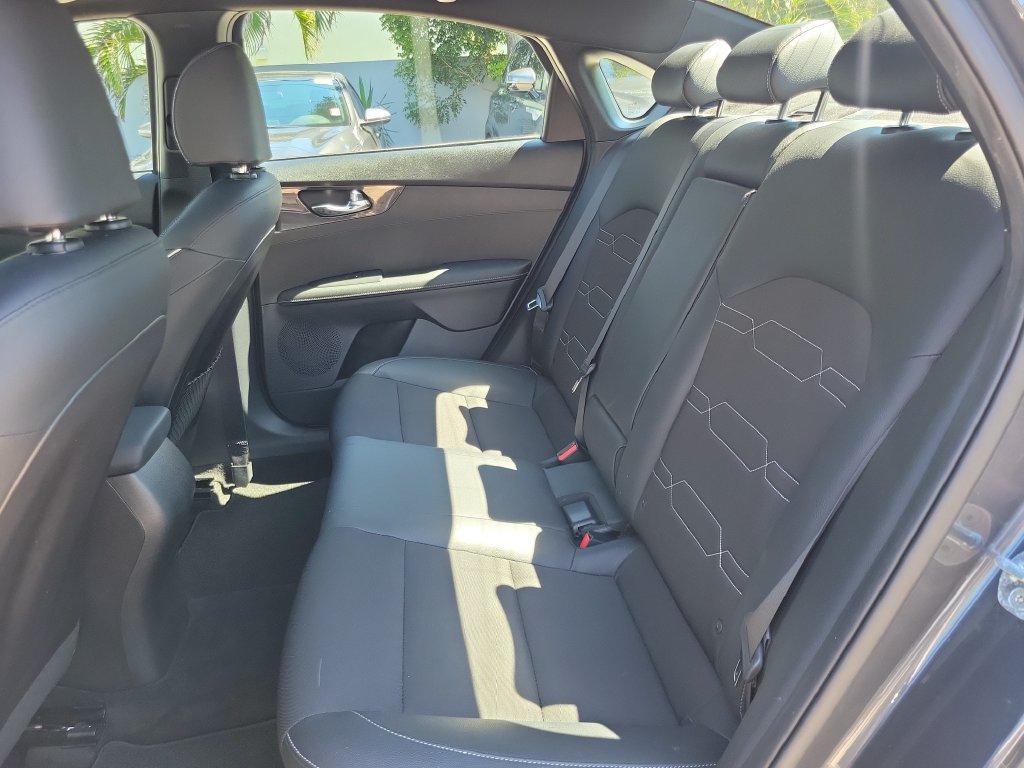 Certified 2021 Kia Forte GT-Line w/ GT-Line Premium Package FWD image 12