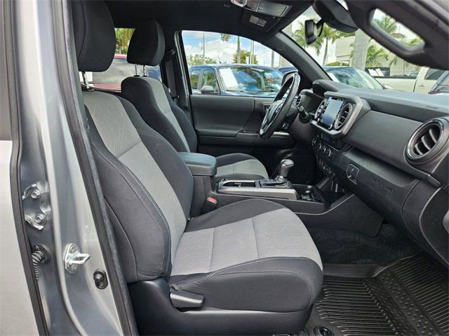 Used 2023 Toyota Tacoma TRD Sport image 9