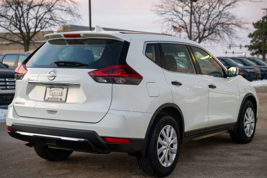 Used 2019 Nissan Rogue SV image 7
