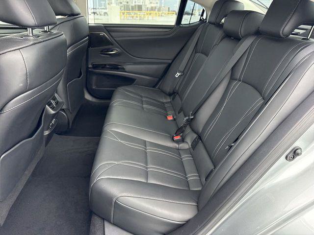 Certified 2023 Lexus ES 350 Ultra Luxury w/ Accessory Package (Z2) FWD image 23