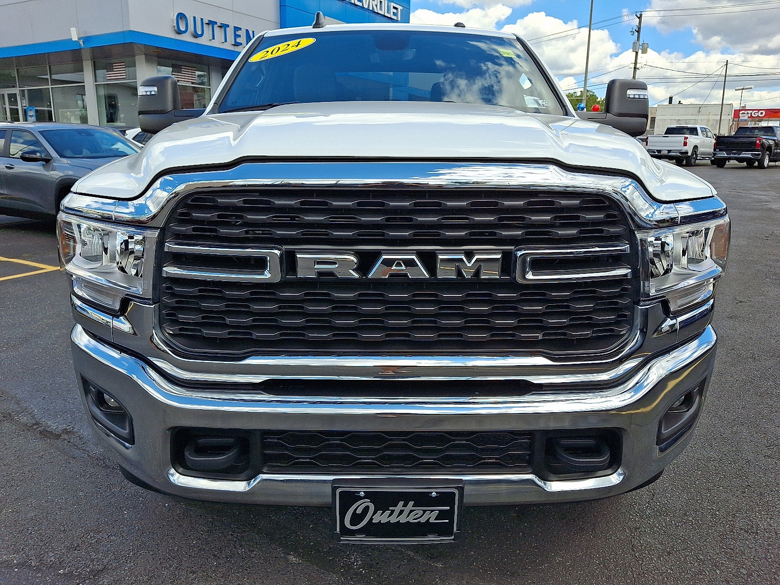 Used 2024 RAM 2500 Big Horn w/ Bed Utility Group image 8