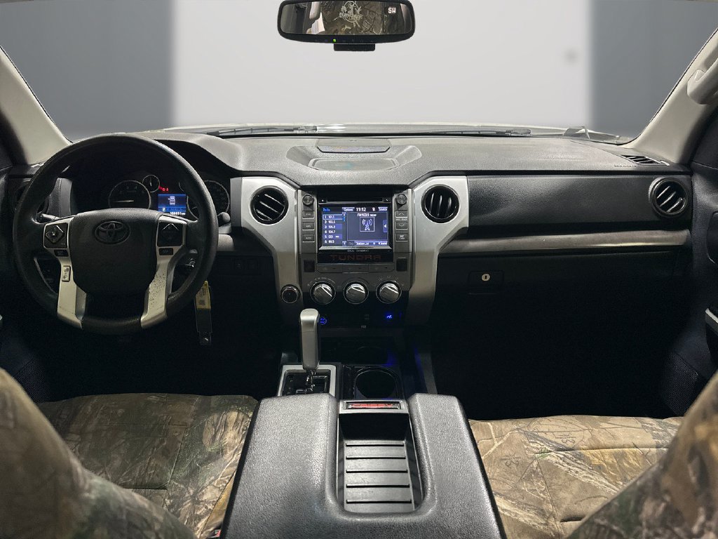 Used 2014 Toyota Tundra SR5 w/ SR5 Upgrade Package AWD/4WD image 18