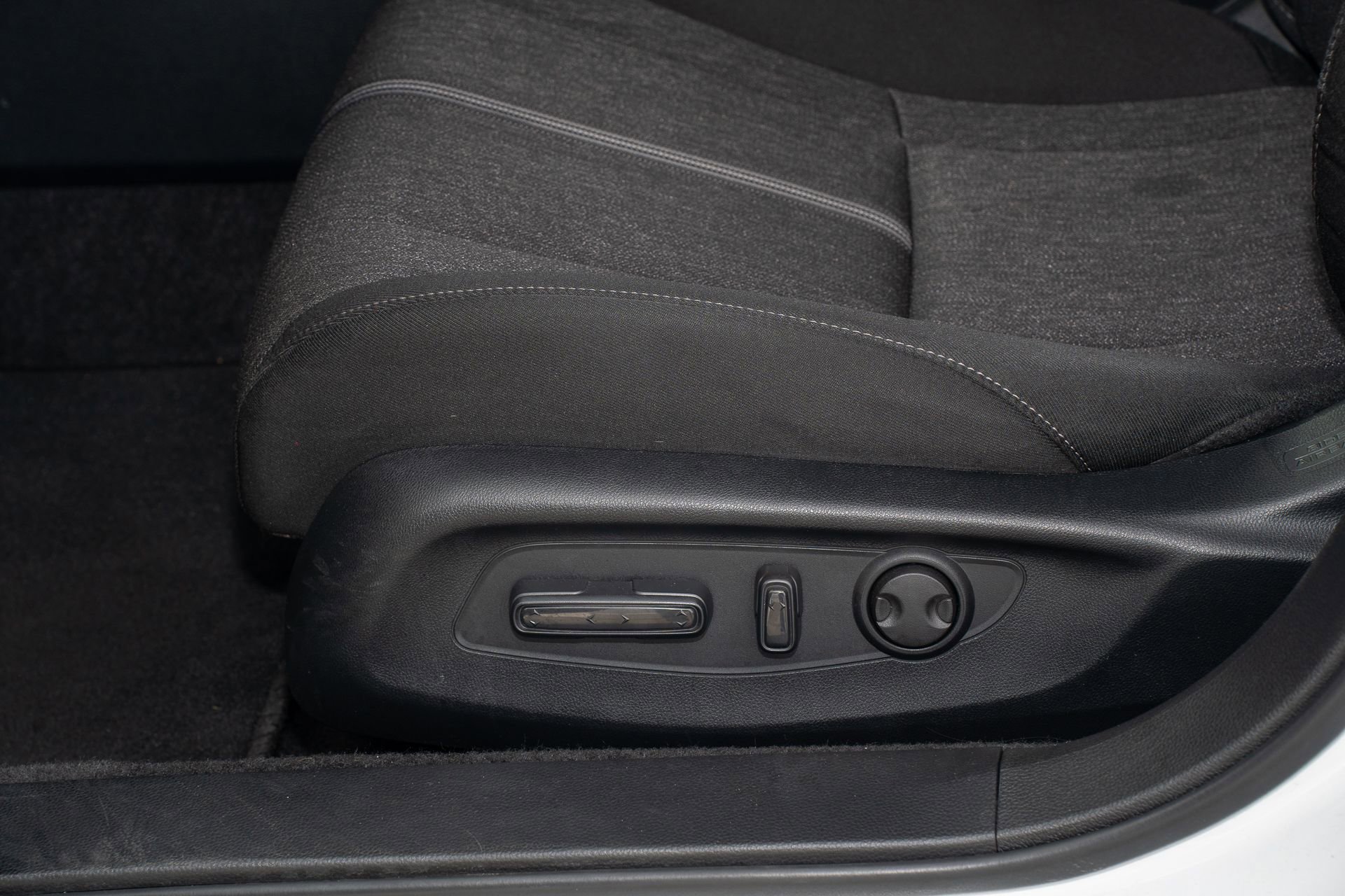 Used 2023 Honda Accord Sport image 30