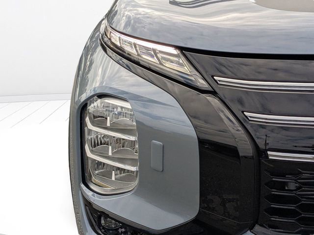 New 2026 Mitsubishi Outlander AWD image 9