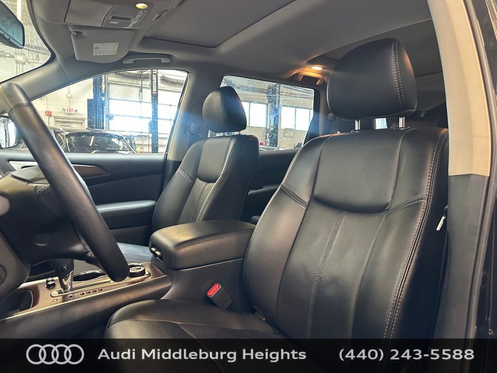 Used 2019 Nissan Pathfinder Platinum w/ Cargo Package AWD/4WD image 9
