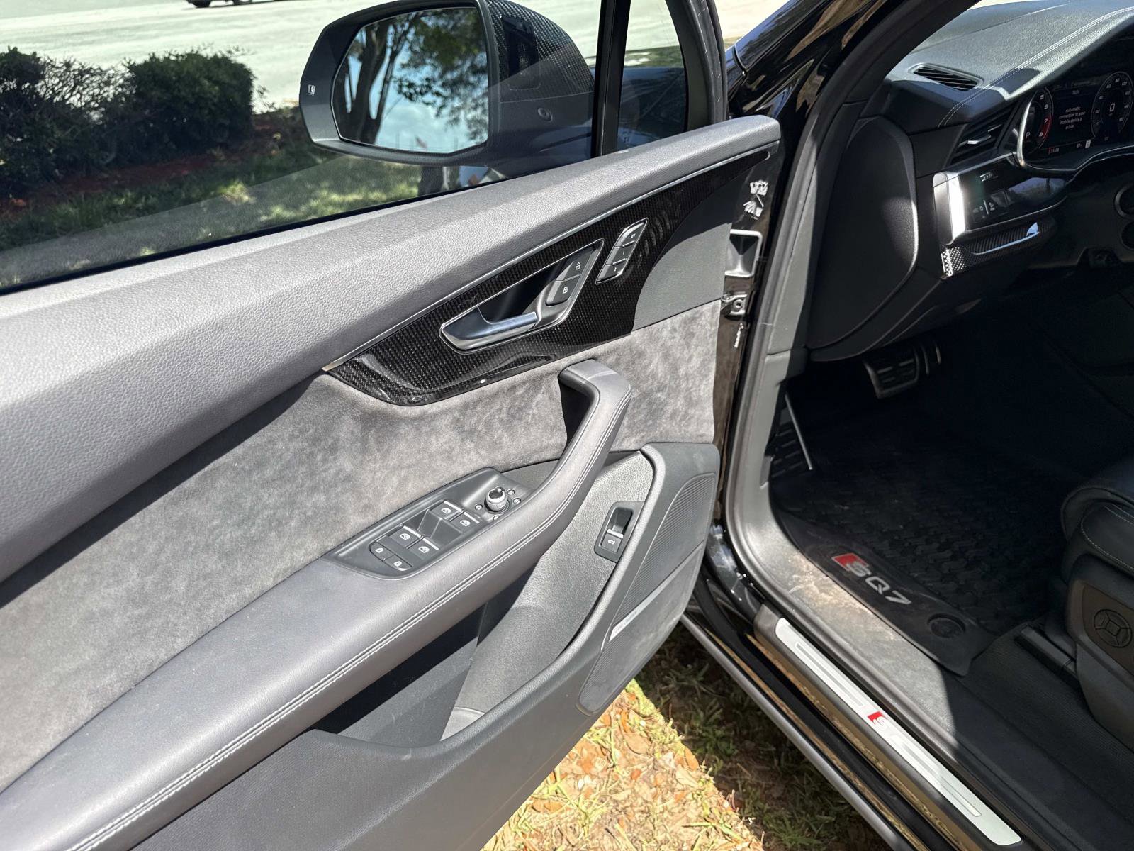 Used 2023 Audi SQ7 Prestige w/ Prestige Package AWD/4WD image 20