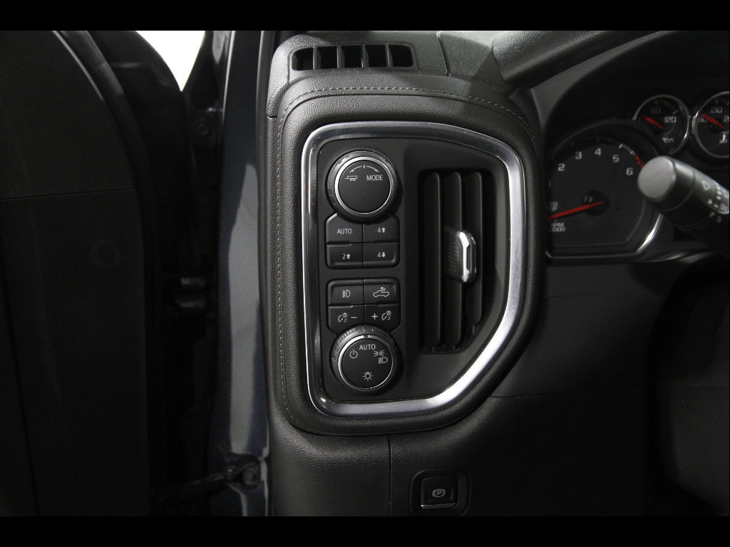 Certified 2021 Chevrolet Silverado 1500 RST w/ Convenience Package II AWD/4WD image 6