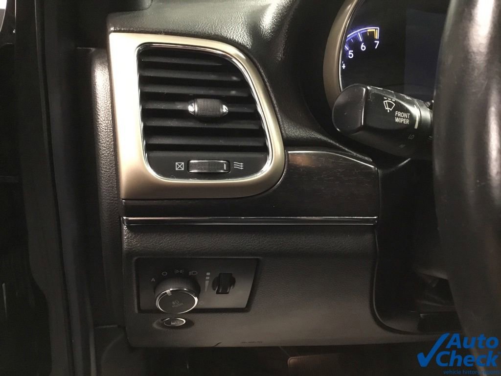 Used 2014 Jeep Grand Cherokee Limited AWD/4WD image 24