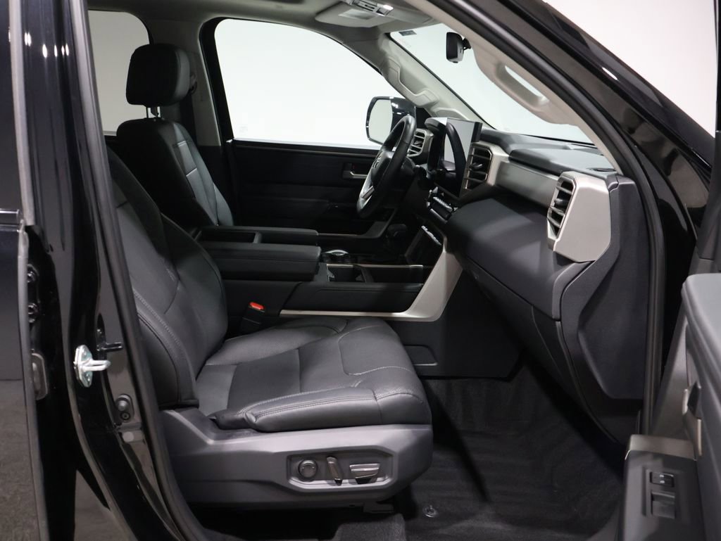 Used 2024 Toyota Tundra Limited image 23