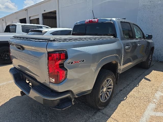 Used 2023 Chevrolet Colorado LT w/ LT Convenience Package II AWD/4WD image 5