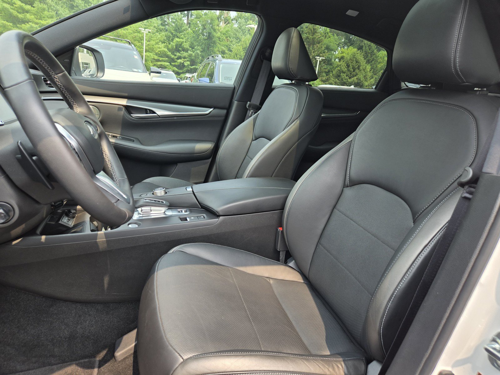 Certified 2025 INFINITI QX55 Essential AWD/4WD image 10