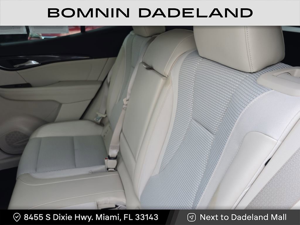 Used 2023 Buick Envision Preferred image 14