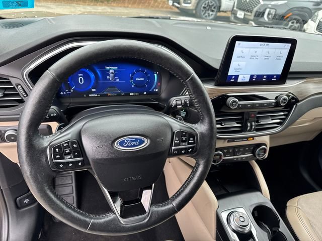 Used 2020 Ford Escape Titanium AWD/4WD image 11