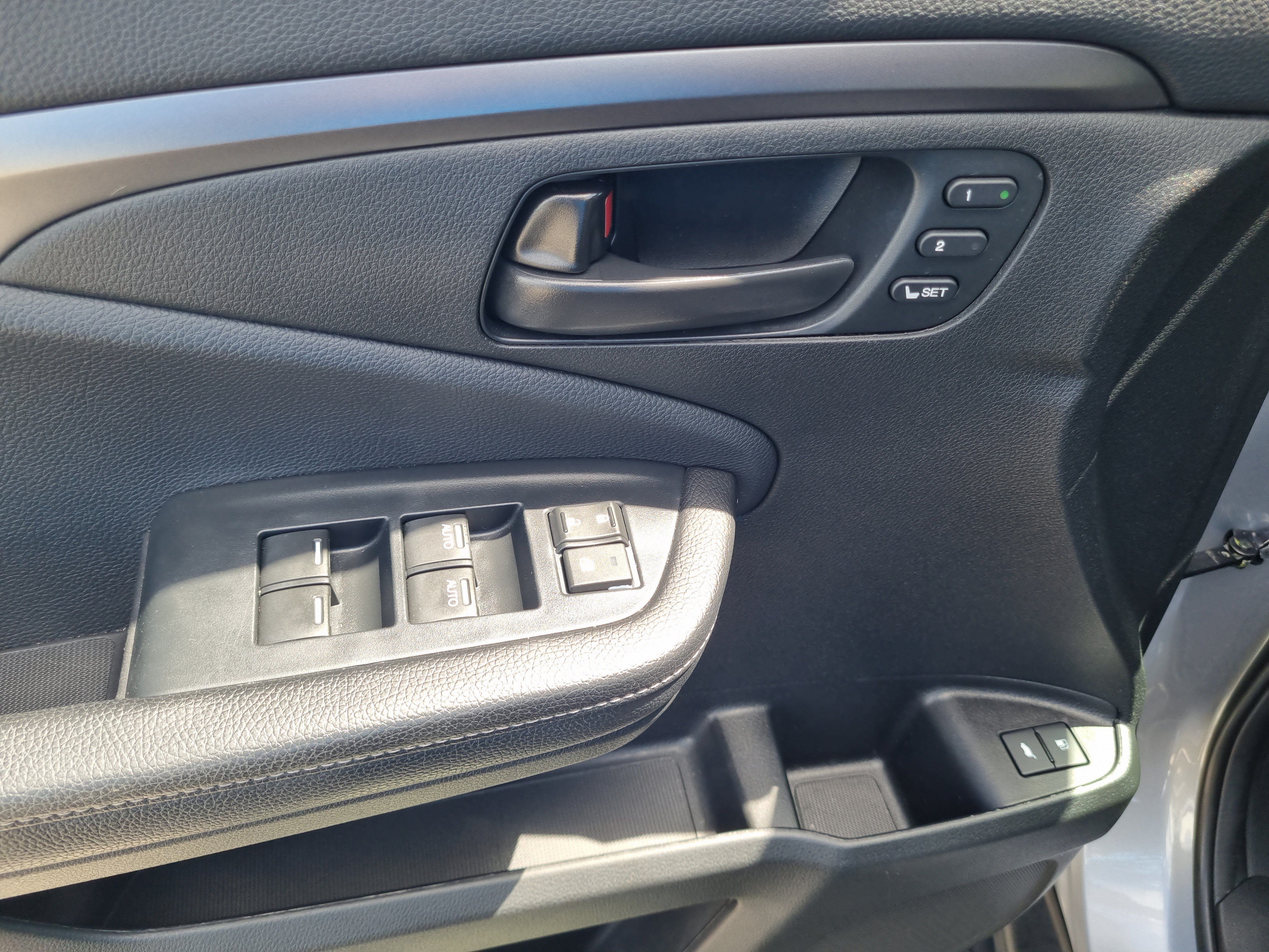 Used 2022 Honda Passport EX-L image 25
