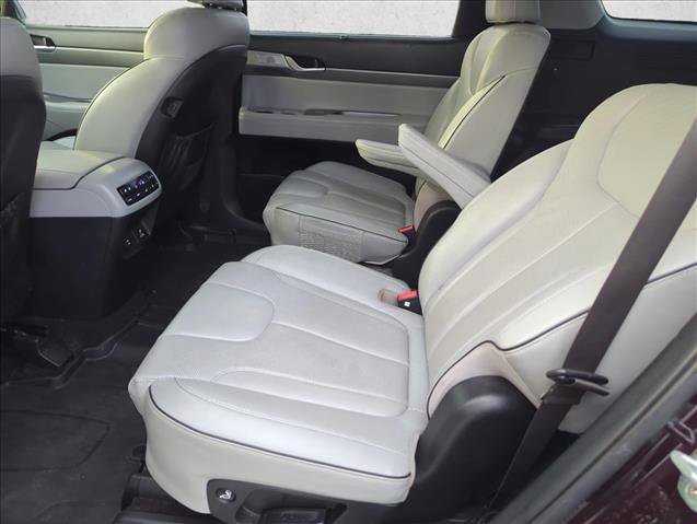 Used 2023 Hyundai Palisade SEL w/ Premium Package AWD/4WD image 8