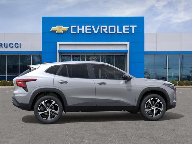 New 2026 Chevrolet Trax RS w/ Sunroof Package FWD image 5