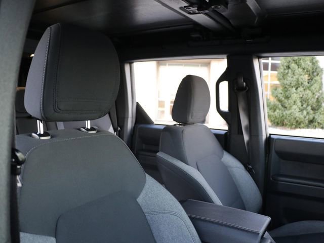 Used 2025 Ford Bronco Big Bend image 9