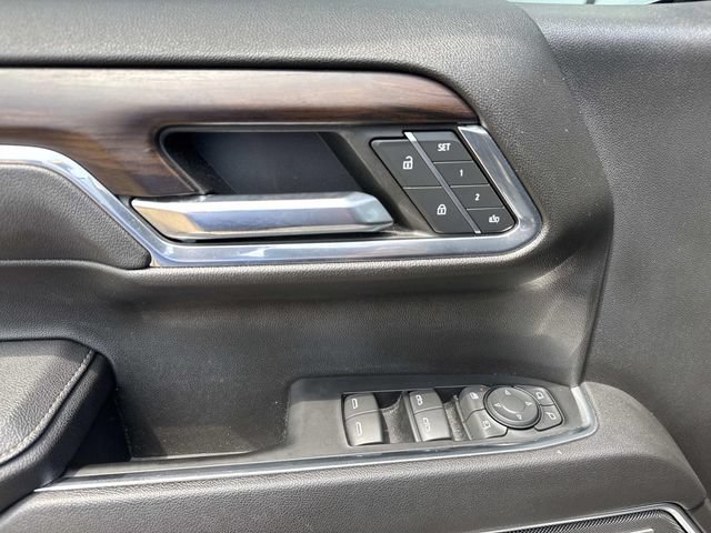 Used 2023 GMC Sierra 1500 SLT AWD/4WD image 25
