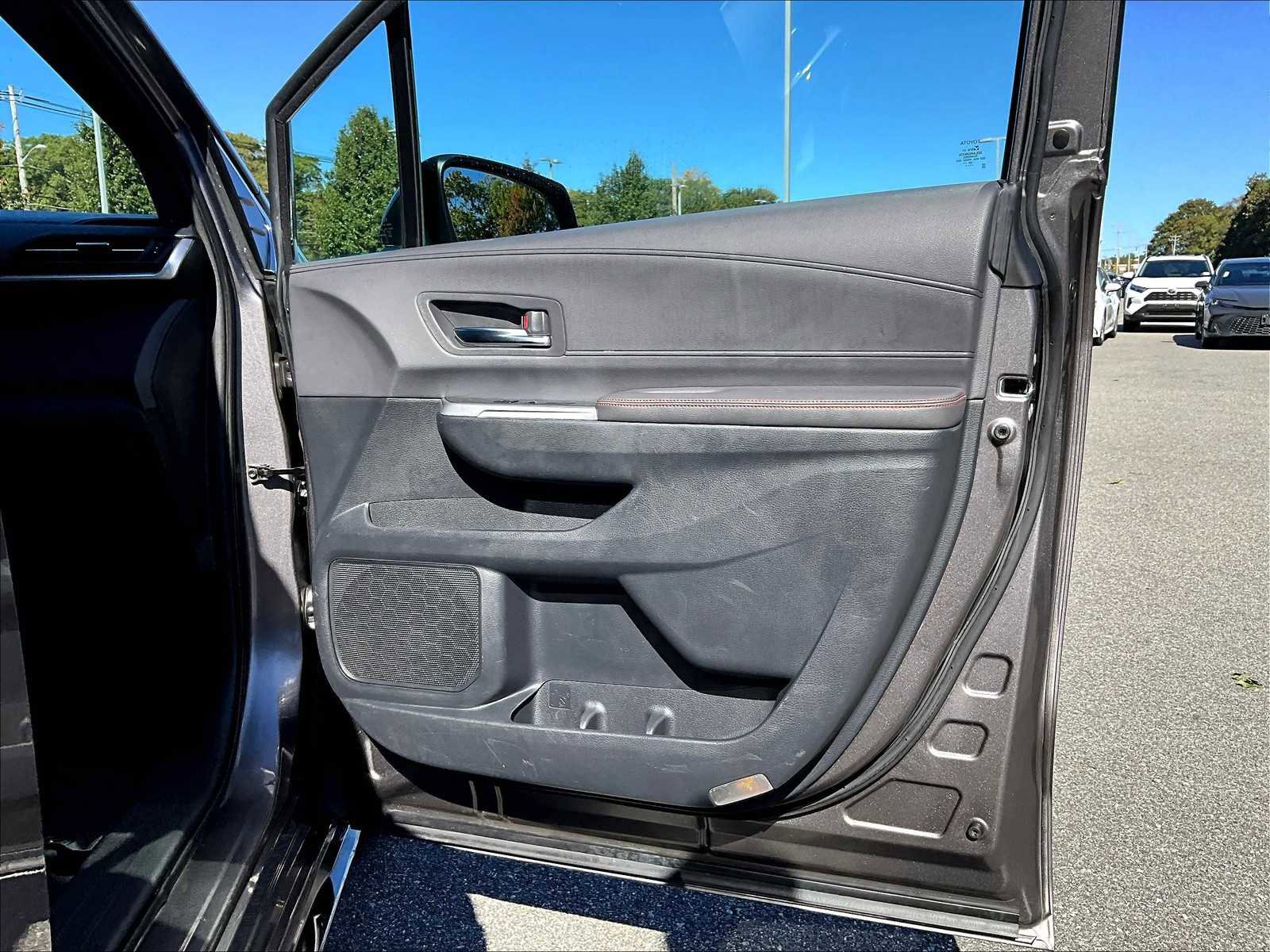 Used 2021 Toyota Sienna XSE image 12