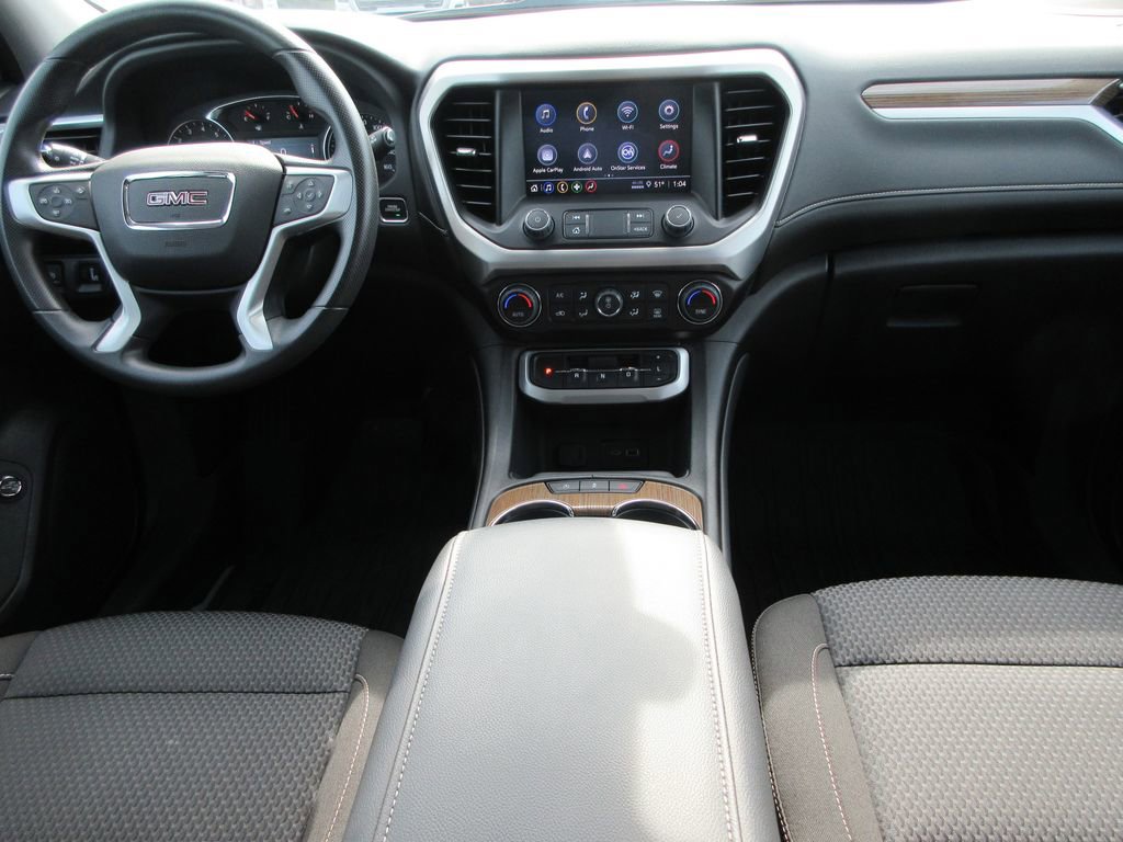Used 2023 GMC Acadia SLE w/ Driver Convenience Package image 16
