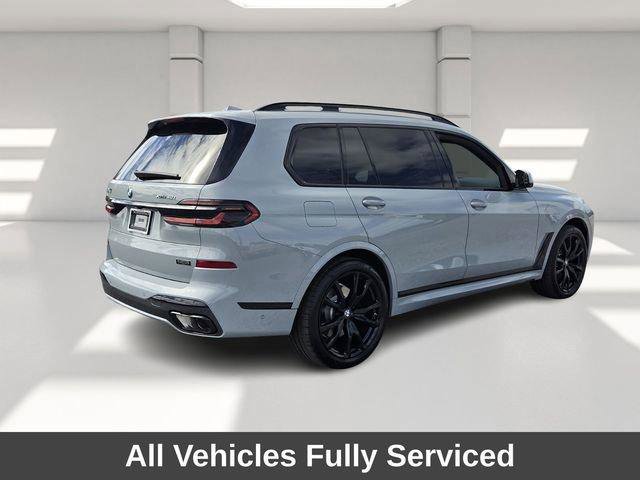 Used 2025 BMW X7 xDrive40i w/ Executive Package image 5