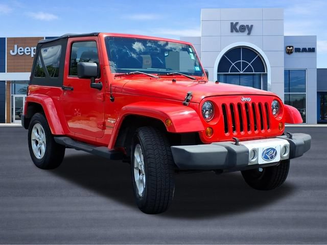 Used 2013 Jeep Wrangler Sahara w/ Connectivity Group AWD/4WD image 7