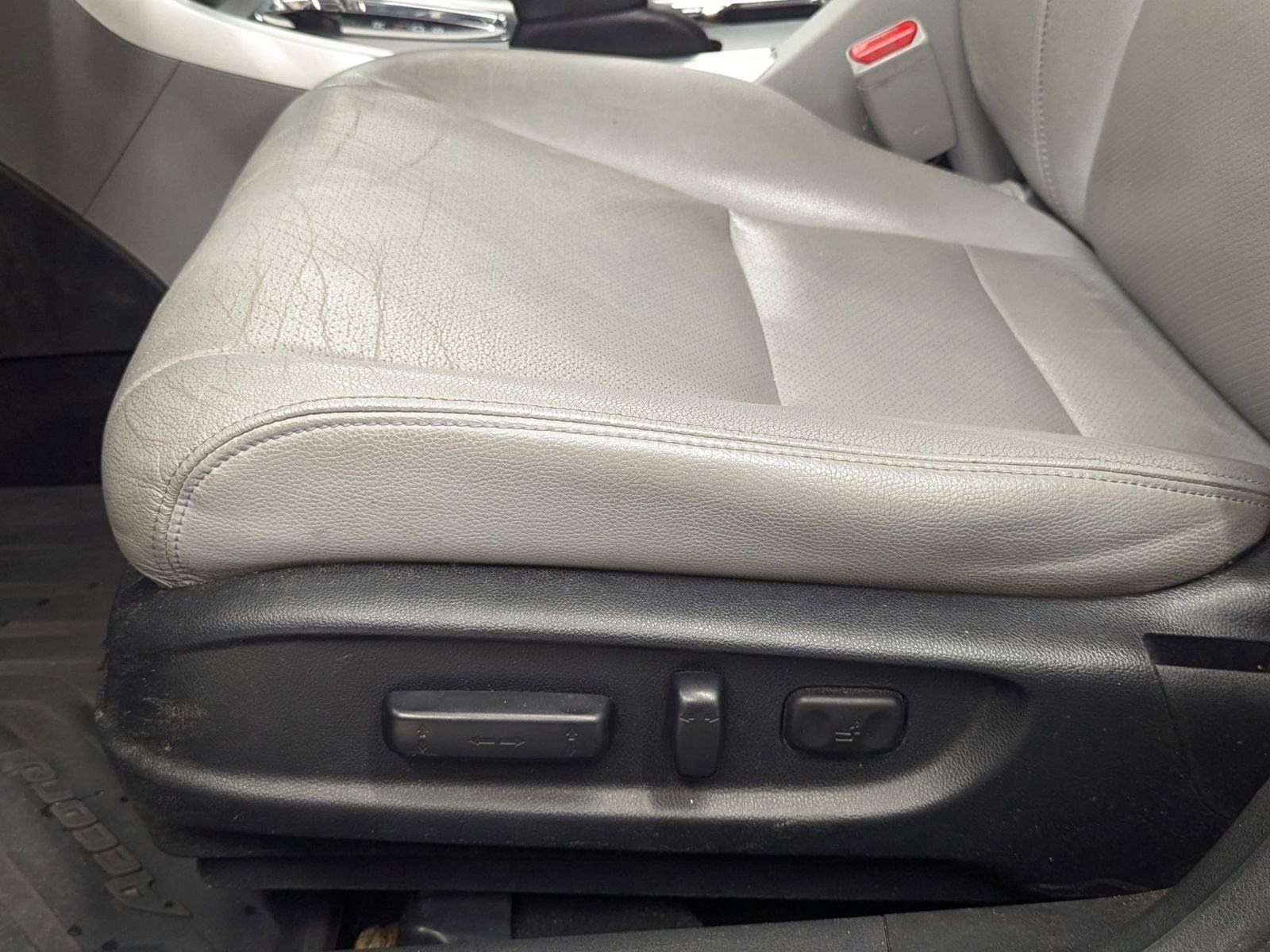 Used 2014 Honda Accord Touring image 11