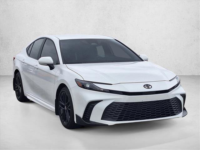Used 2026 Toyota Camry SE FWD image 3