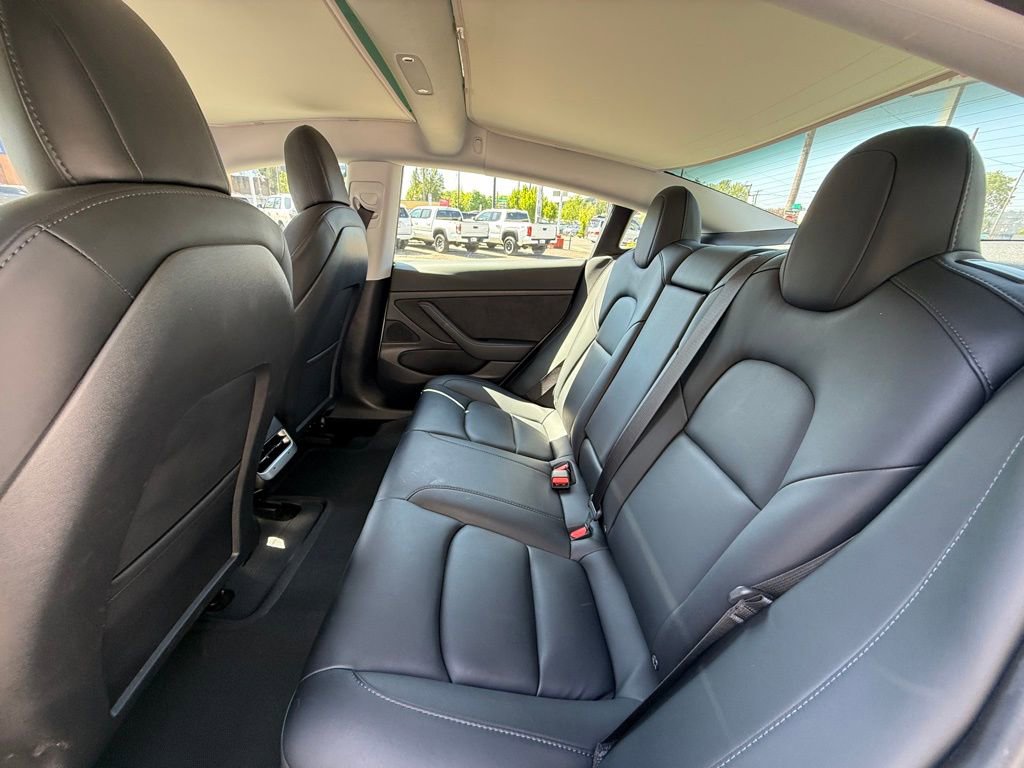 Used 2021 Tesla Model 3 Standard Range Plus RWD image 14