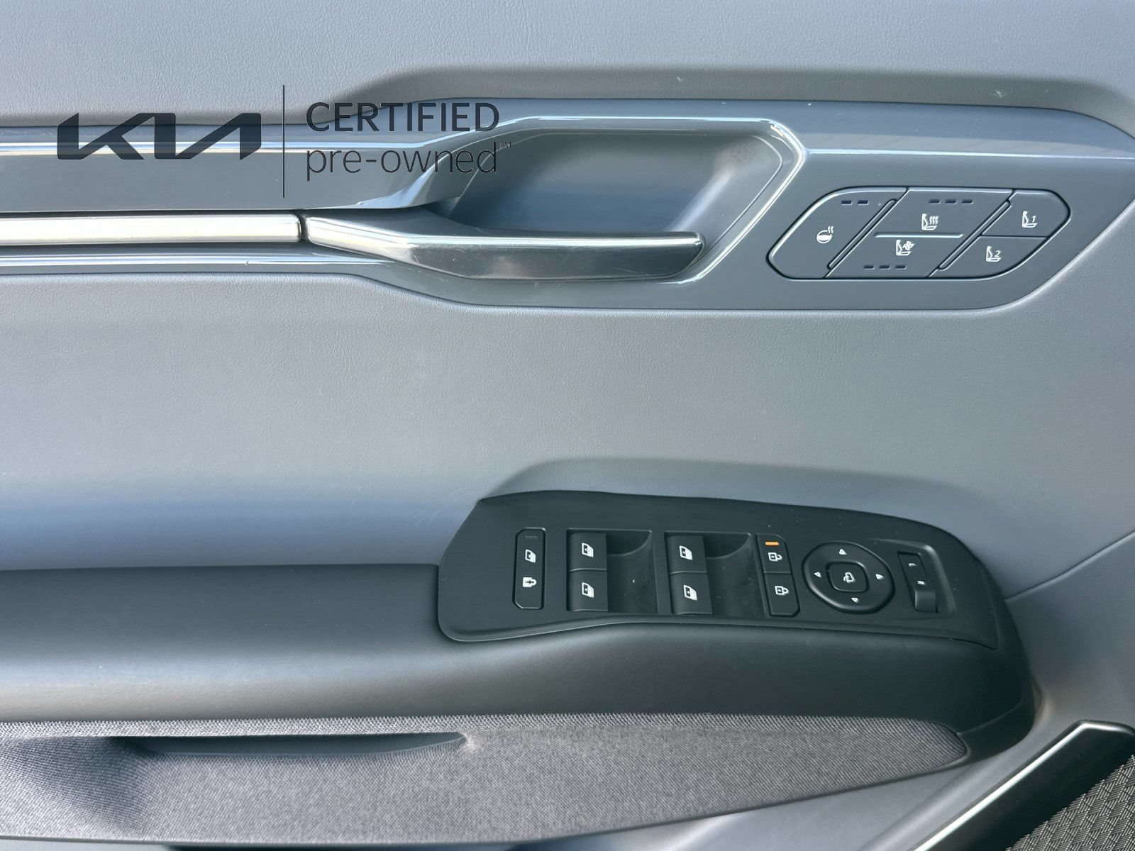 Certified 2024 Kia EV9 Land AWD/4WD image 12