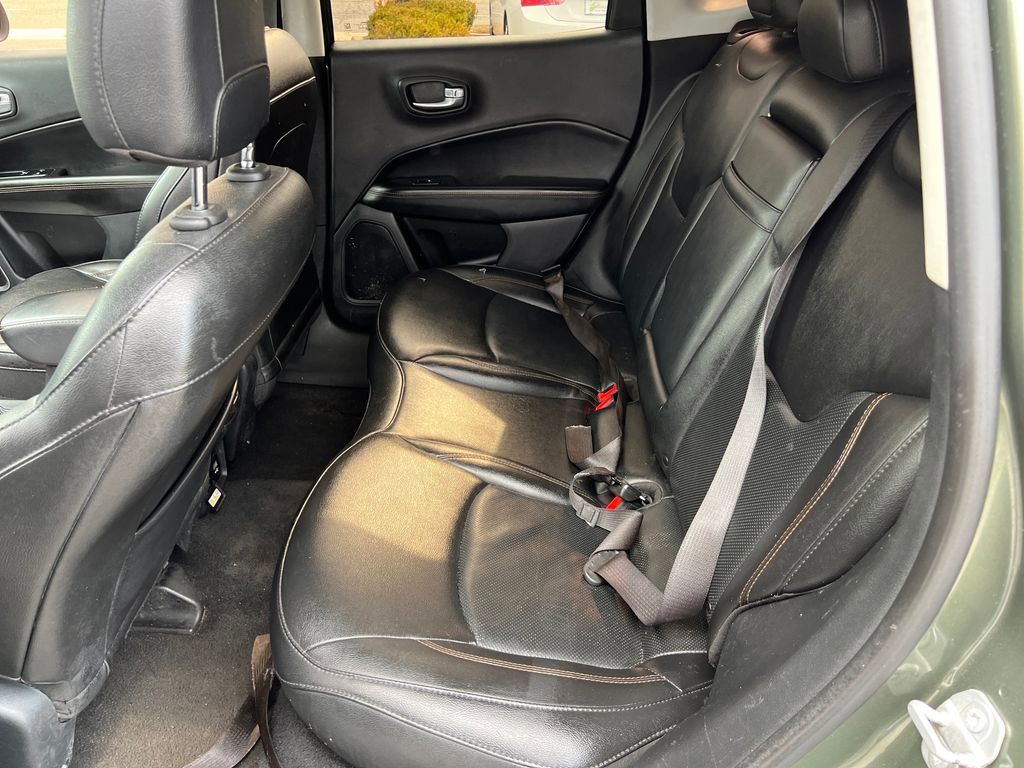 Used 2019 Jeep Compass Limited w/ Advanced Safety Group AWD/4WD image 15