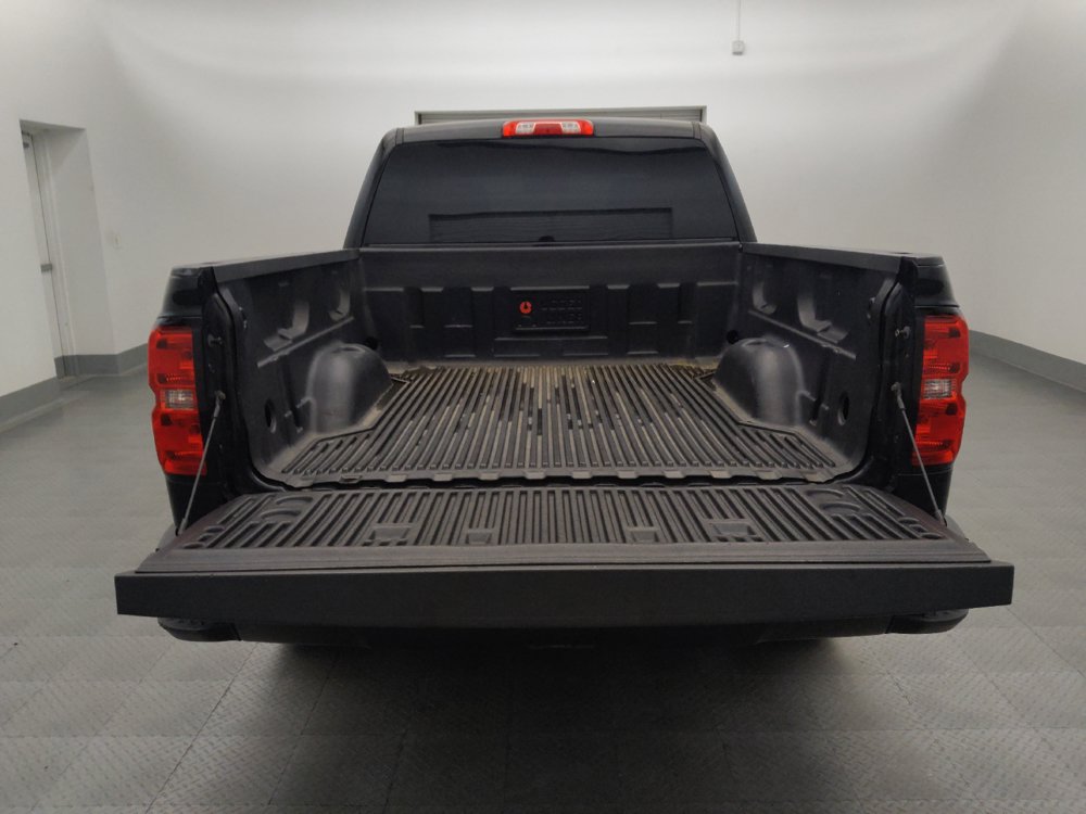 Used 2017 Chevrolet Silverado 1500 W/T AWD/4WD image 29
