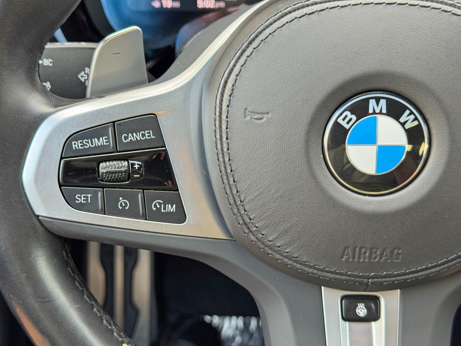 Used 2023 BMW M550i xDrive AWD/4WD image 23